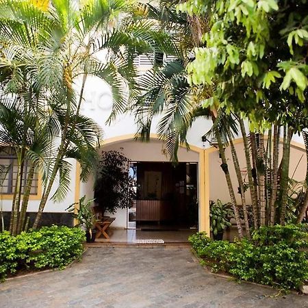 Hotel Santa Catarina Três Lagoas Extérieur photo